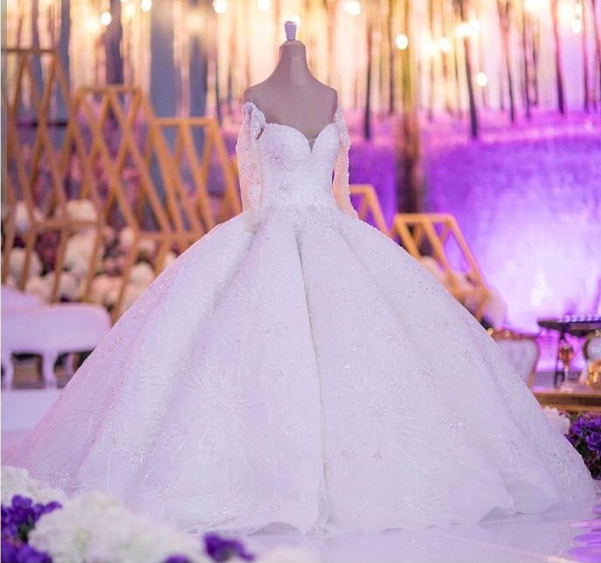 لباس عقد و عروسی