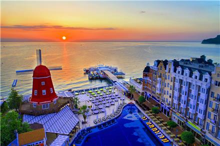 تور ترکیه (  آنتالیا )  با پرواز کاسپین اقامت در هتل ORANGE COUNTY BELEK 5UALL 5 ستاره