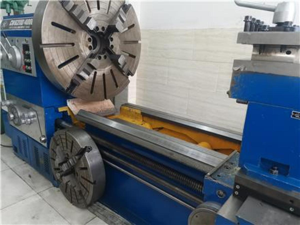 سنگین تراش چهارمتری
