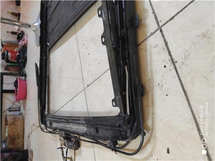 تعمیر سانروف ، قفل ، شیشه بالابر ، اینه تاشو برقی