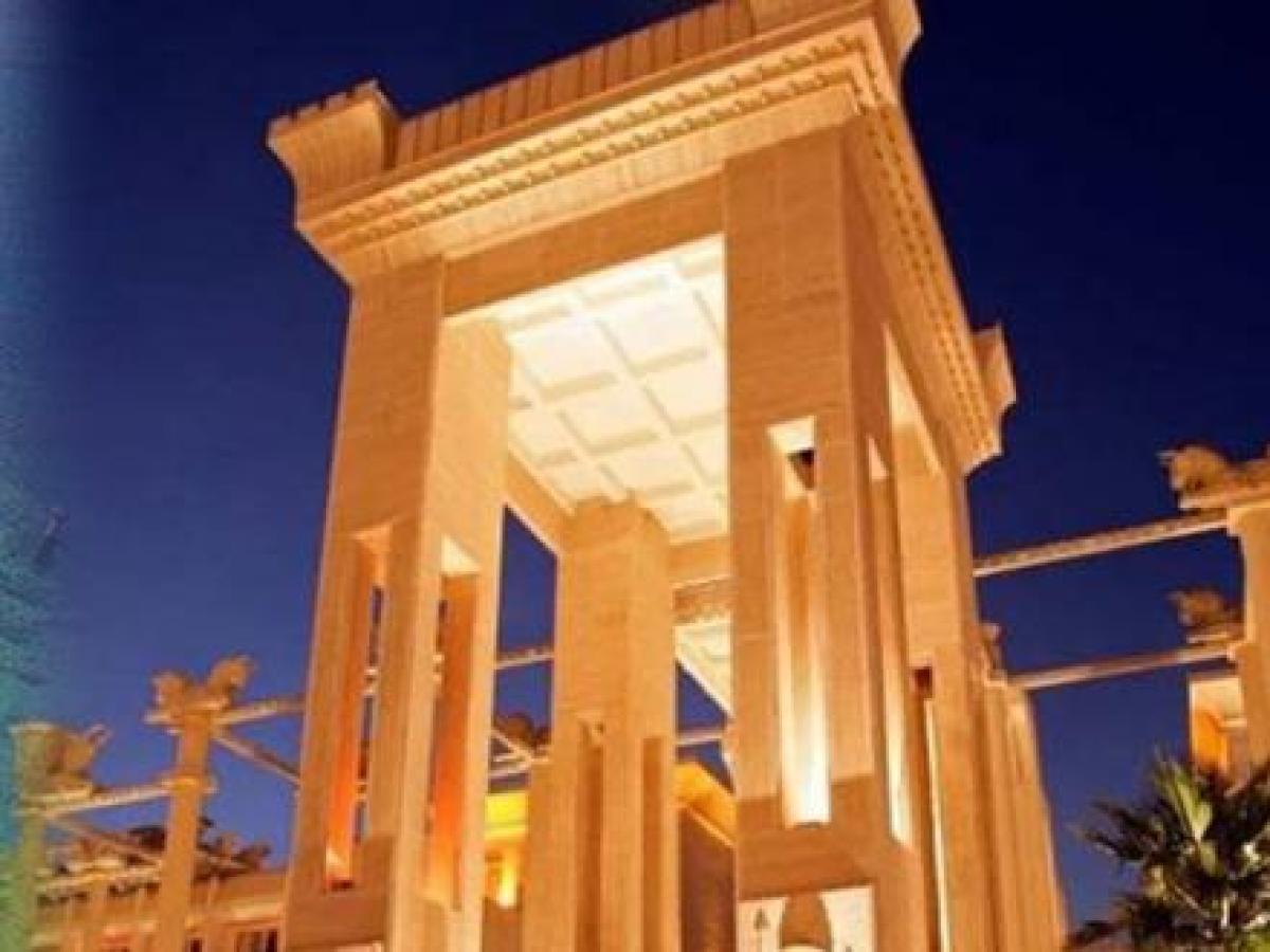 تور  کیش با پرواز ماهان اقامت در هتل پارس نیک 3 ستاره