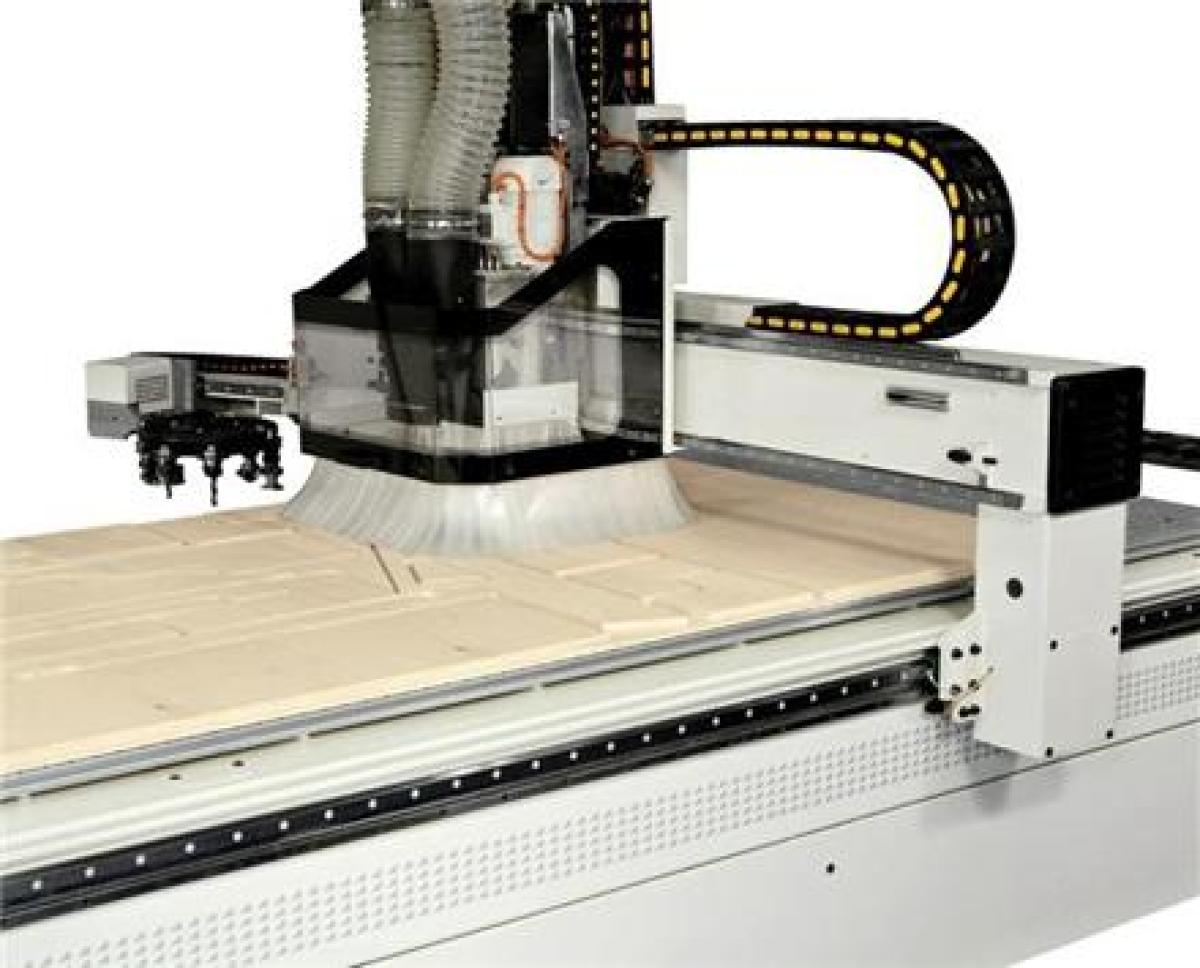 تعمیرات  و راه اندازی انواع دستگاه های CNC